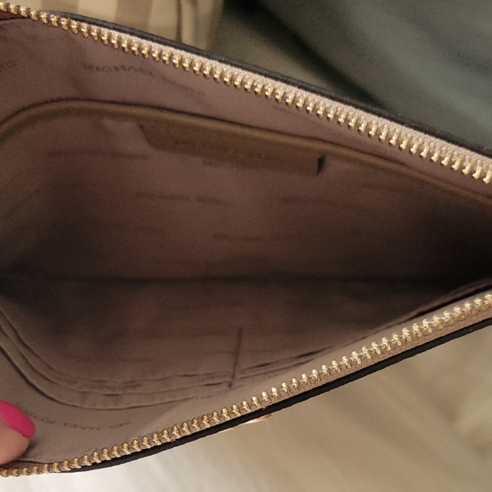 Michael Kors Tan Scalloped Edge Clutch - Picture 3 of 3